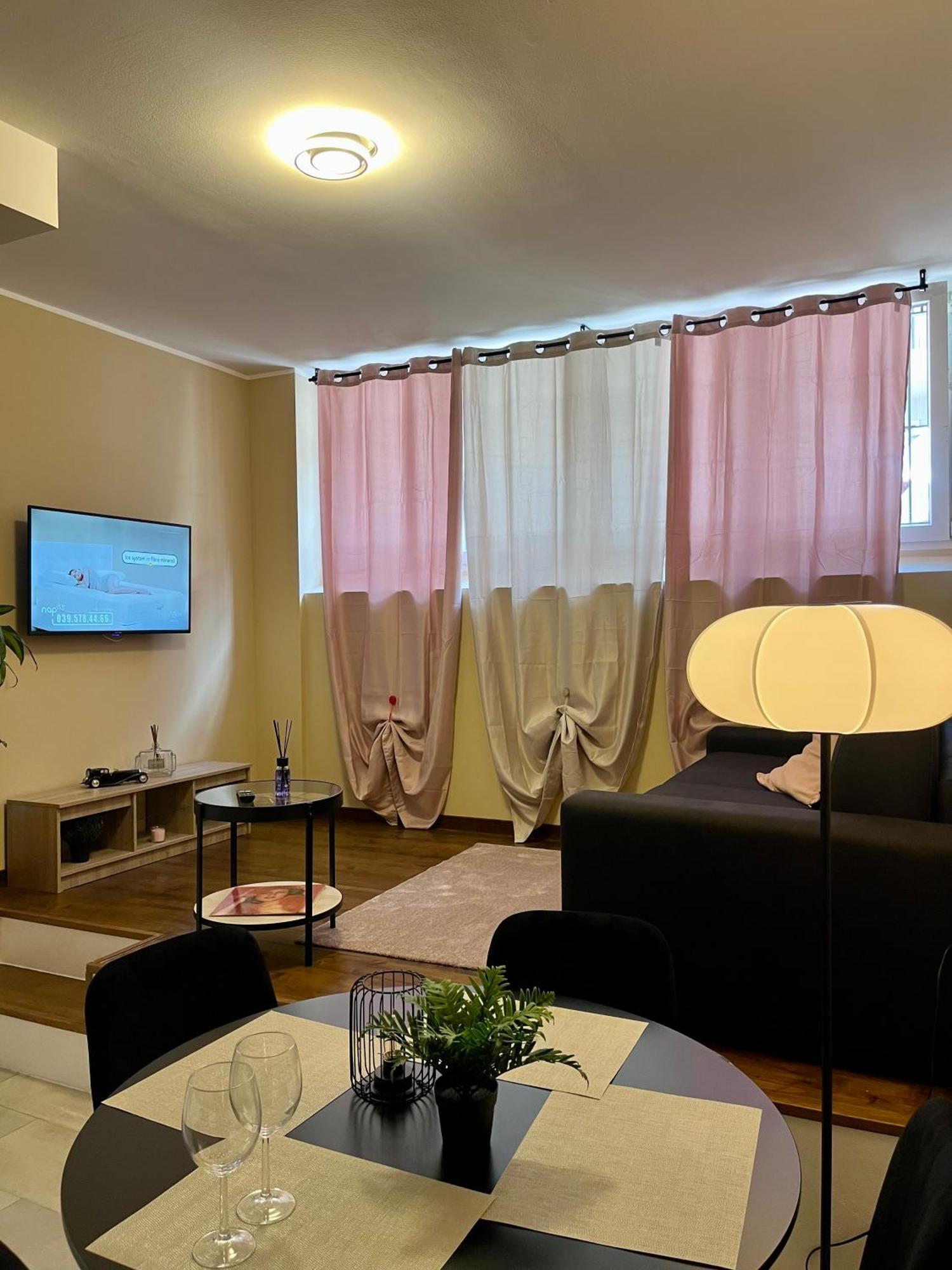 Вилла Dimora Chic - A 5 Fermate Dal Duomo Милан Экстерьер фото